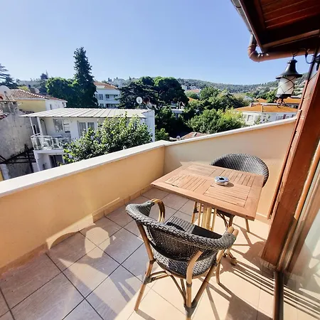 Eskibag Butik 3* Πριγκηπονήσια