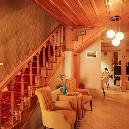 Eskibag Butik Hotell Adalar