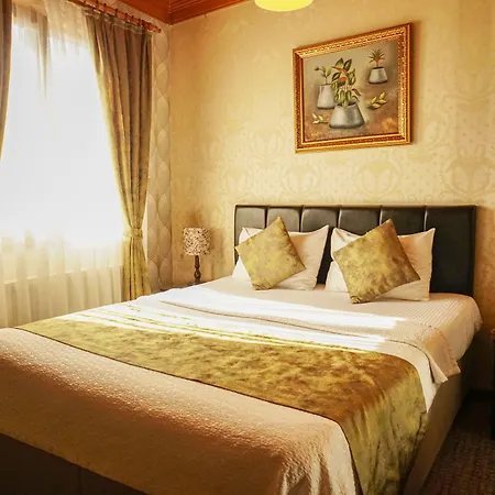 Eskibag Butik Hotell Adalar