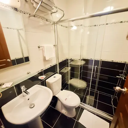 Eskibag Butik Hotell Adalar